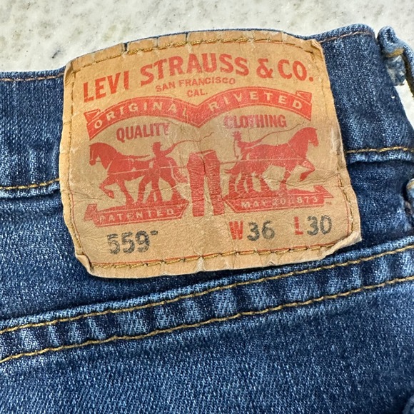 Levis 559 Mens Relaxed Straight Leg Jeans Dark Wash Blue Stretch 36x30 - Picture 2 of 9